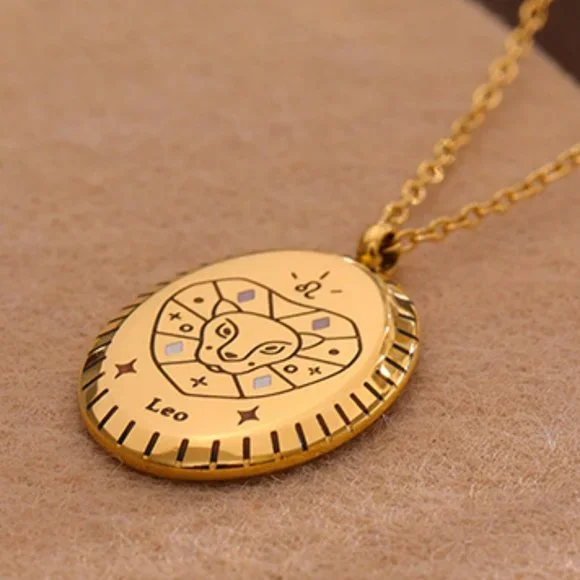 LEO--NEW 18K Gold Plated Leo Sign Zodiac Oval Pendant Necklace