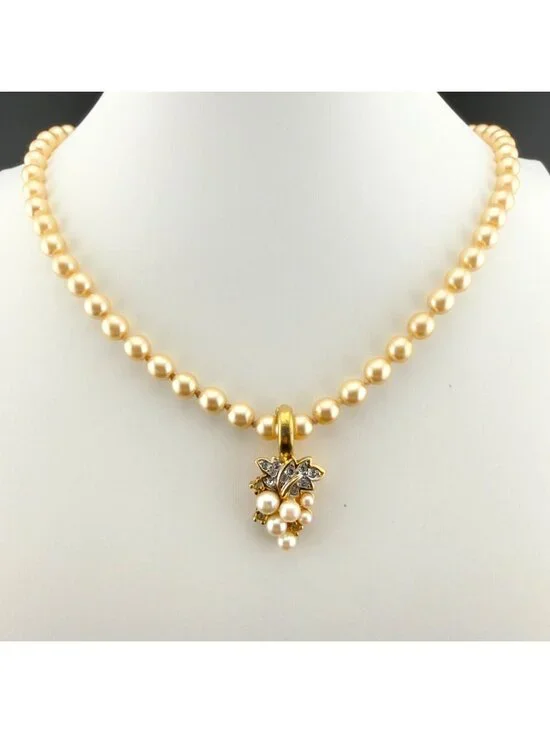Vintage Faux Pearl Necklace Grape Leaf Rhinestone Pendant 25