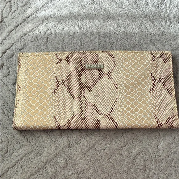 Miche Snake Print Clutch in Cream and Brown