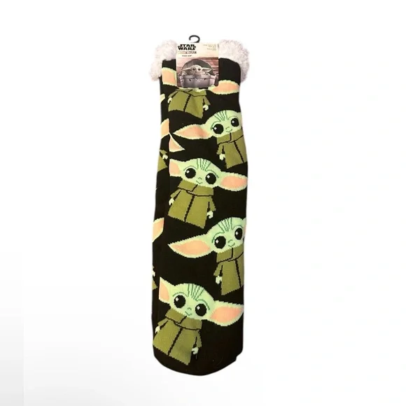 Disney Star Wars Mandalorian The Child Baby Yoda Fuzz‎ Socks One Size