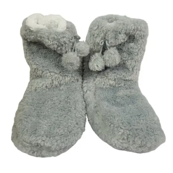 Fuzzy Winter Slippers Gray and‎ White Size 9-10