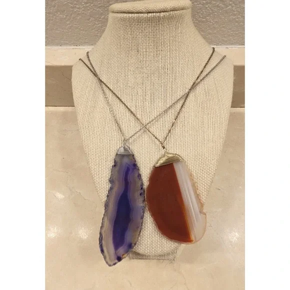 2 Coldwater Creek Agate Pendant Necklaces 31