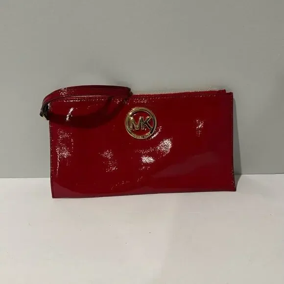 Michael Kors Patent Leather Clutch Candy Apple Red Valentine Love Celebration