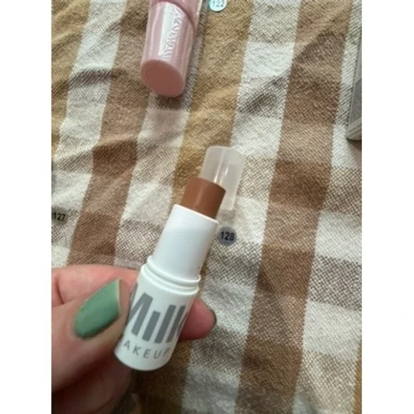 Milk Makeup Matte Bronzer Stick Mini Cream Bronzer Travel Size Sun Kissed Glow