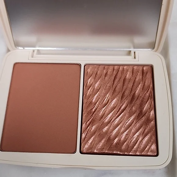 NIB Cover FX Monochromatic Bronzer Duo in Suntan Bronze
