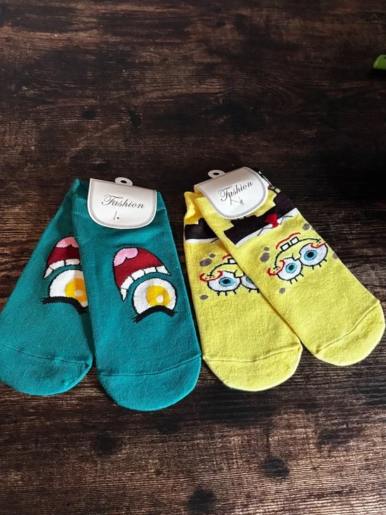 Cute Cartoon Plankton & SpongeBob Character Ankle Socks - Teal & Yellow