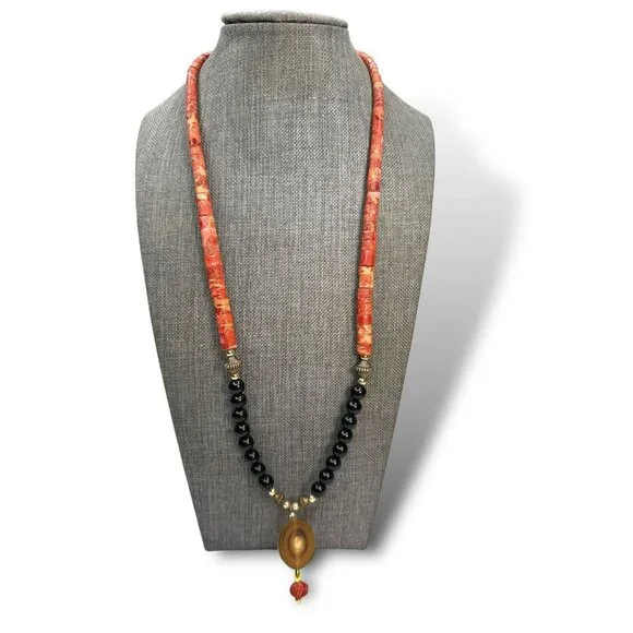 Vintage Jaydee Original Sponge Coral Black Jade Buffalo Horn Necklace 24