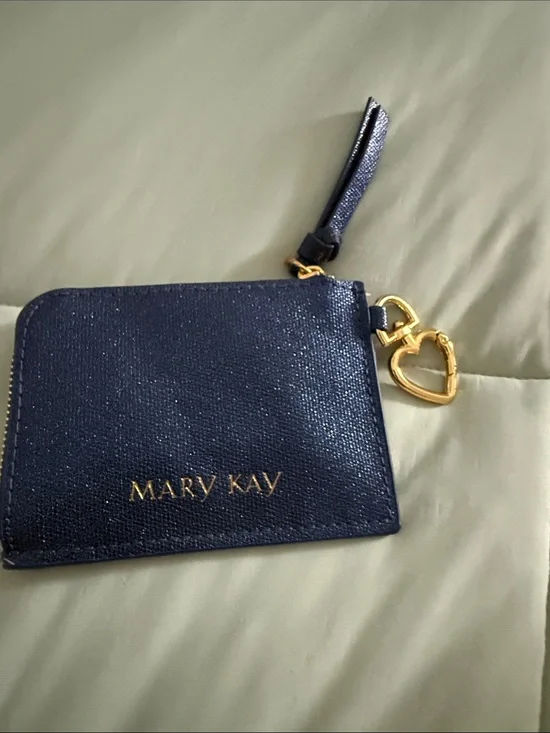 Mary Kay Navy Card Case with Gold Heart Charm