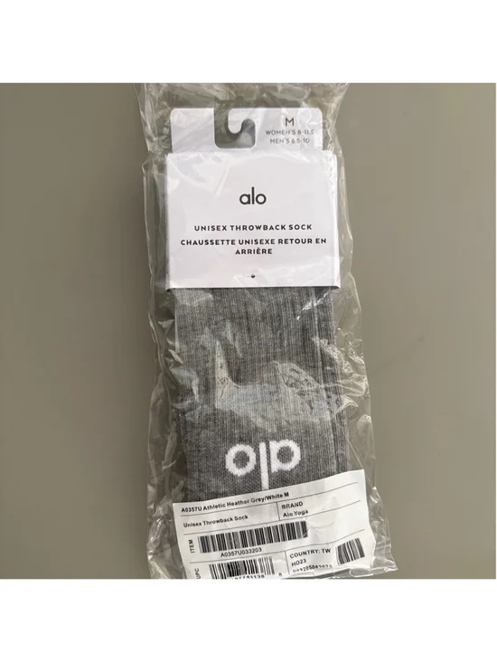 Alo Yoga Athletic Heather Grey/White Throwback Socks One Size