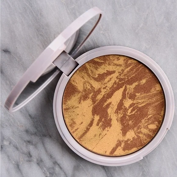 Fenty Beauty Pecan Swiller Toast'd Swirl Bronzer