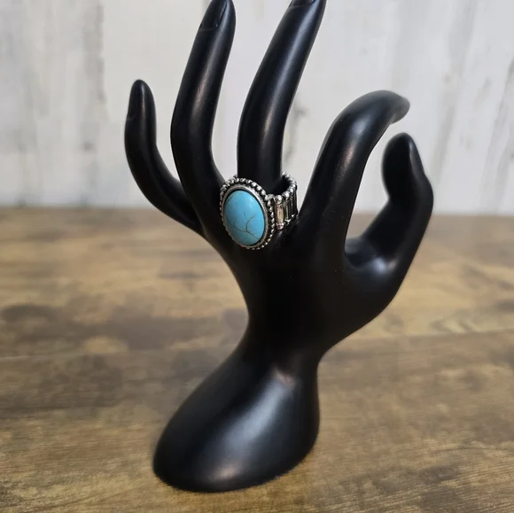 Elegant Silver Tone and Turquoise Stretchy Ring