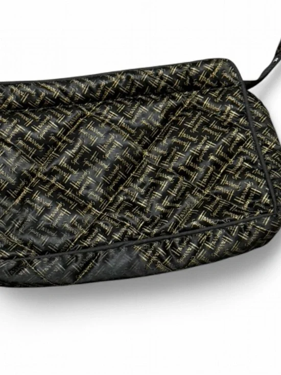 Harrods London Cosmetic Pouch Black Gold Script Travel-Luxury-Logo-Minimalist