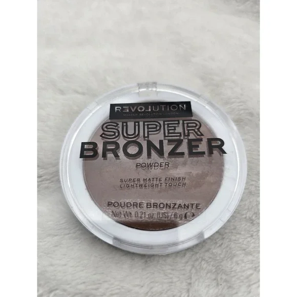 New Revolution Super Bronzer Powder Oasis 0.21oz/6g