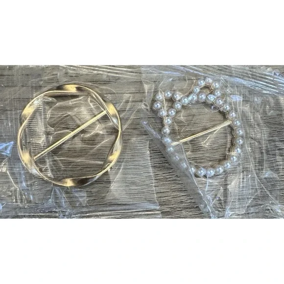 2 Gold Tone Scarf Clips Pearl Heart and Twisted Circle Scarf Ring