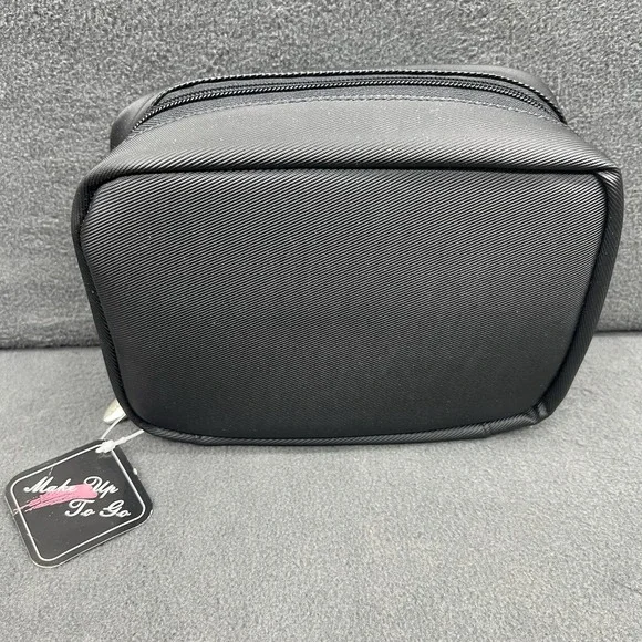 Makeup Bag To Go 8