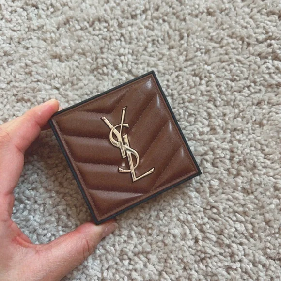 YSL All hours hyper bronze. 01
