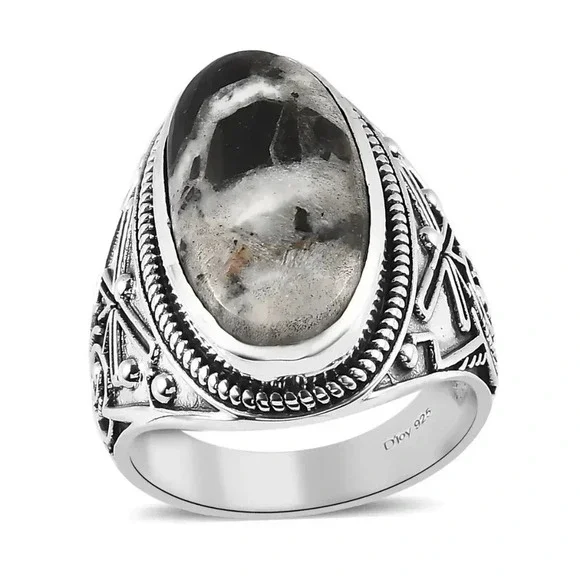 White Buffalo Solitaire Ring in 925 Sterling Silver