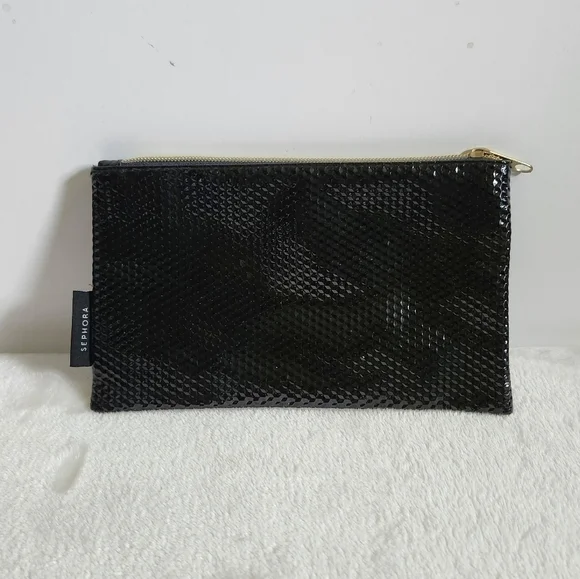Sephora Black Vinyl Hexagon Textured Makeup Cosmetic Bag Pouch NWOT