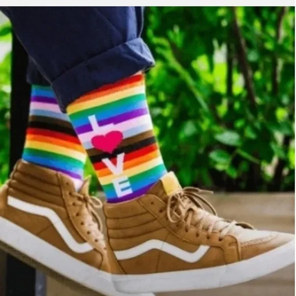 Pride Love Rainbow Unisex High Rise Crew Socks Multi-Colored Sz M/L (two pair)