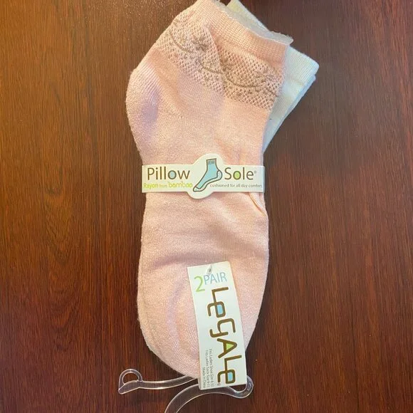 Ruffle Ankle-Length Socks Two Pack 
