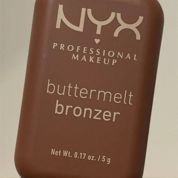 NYX Professional Makeup Buttermelt Bronzer in Do Butta (Deep Golden)