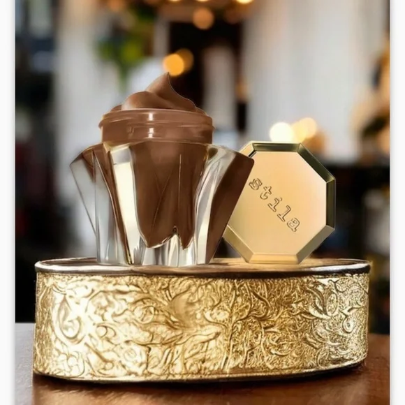 STILA Lingerie Skin Perfecting Color Shade
