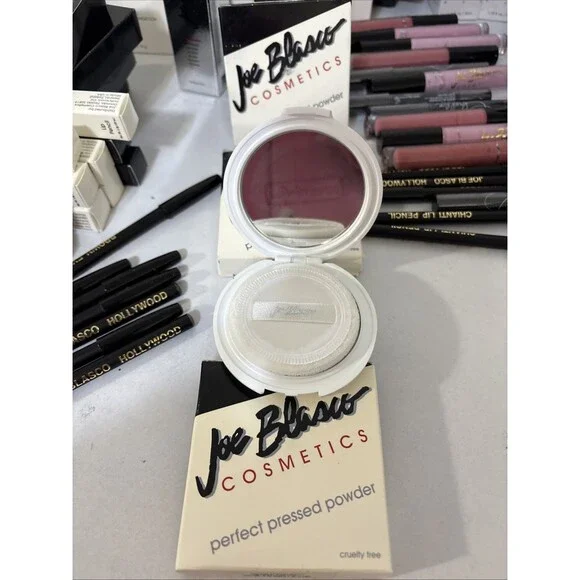 Joe Blasco Perfect Pressed Powder‎ - Perfect Pressed Powder Light Finish .635 oz