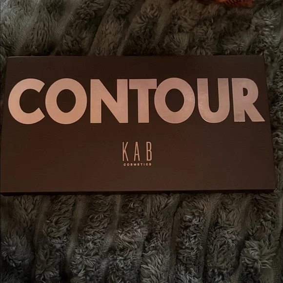 KAB Cosmetics Contour Palette - 8 Shades