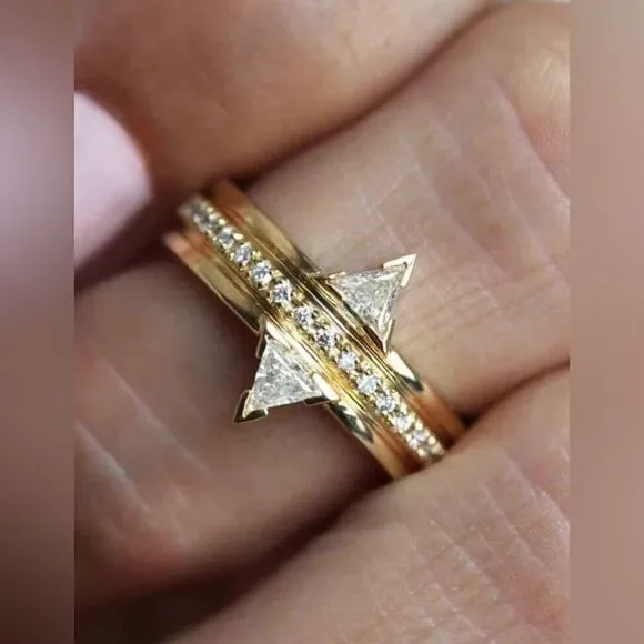 diamond ring A685