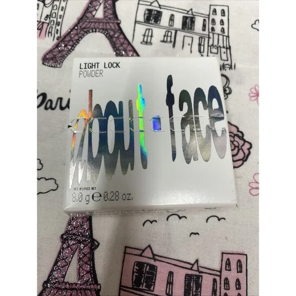 About-Face Light Lock Powder Pressed High Beam Glow Powder in Lightspun