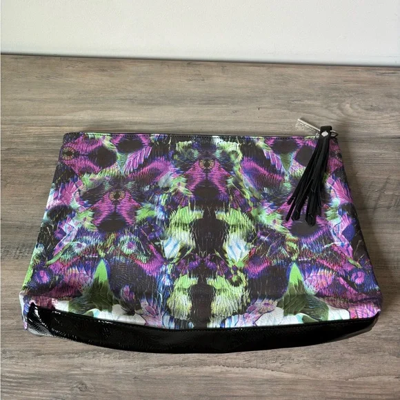 Urban Decay Manic Travel Bag in Purple‎ & Green Clutch