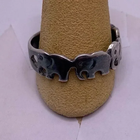 Sterling Silver 4 Elephants Cut Out Ring Size 8.5