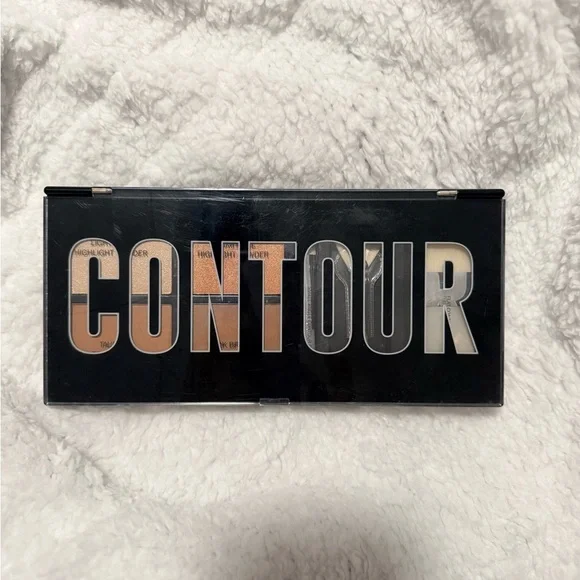 Profusion Cosmetics Contour Palette - Black and Brown Shades