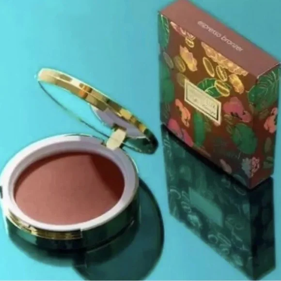 NEW Winky Lux Coffee Bronzer ESPRESSO Matte Powder Contouring Vitamin E Compact