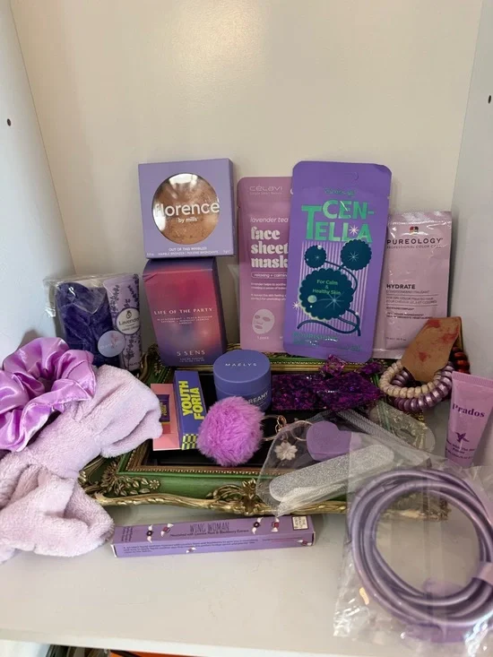 Purple Bundle - 18 pieces