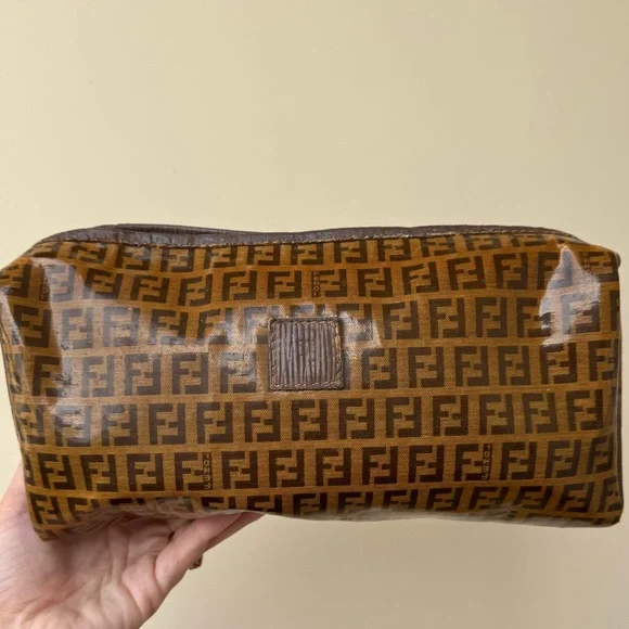 LARGE FENDI POUCH