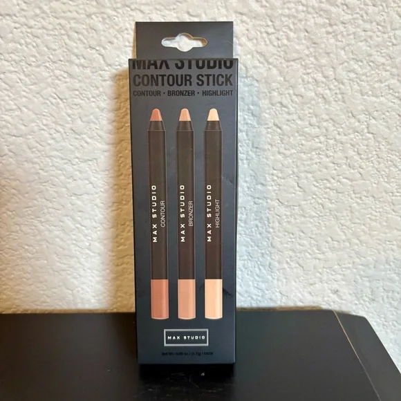 Max‎ Studio Contour, Bronzer And Highlight Stick Makeup Set NEW In Box