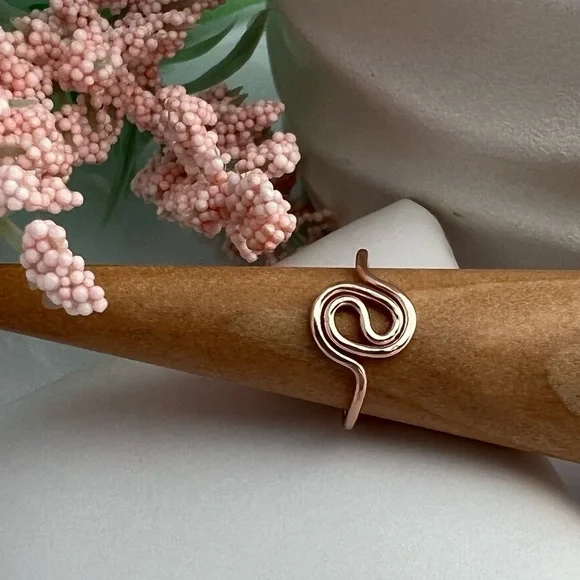 𝅺TOE Ring 14K Rose Gold Filled Yin Yang