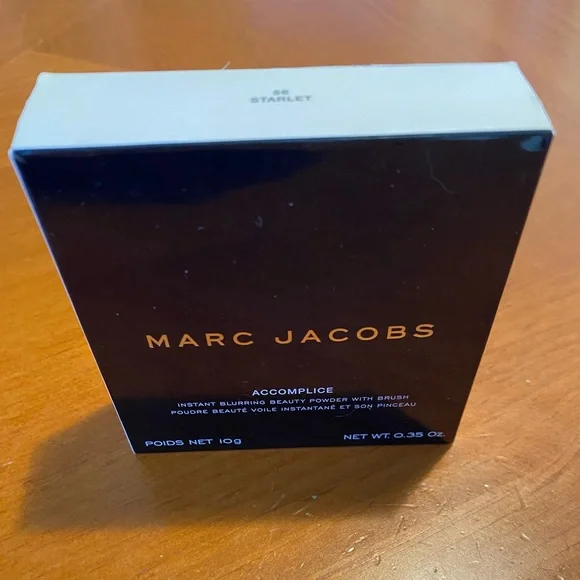 Marc Jacobs Accomplice Powder with Brush