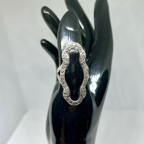Vintage 925 Marcasite Onyx Ring