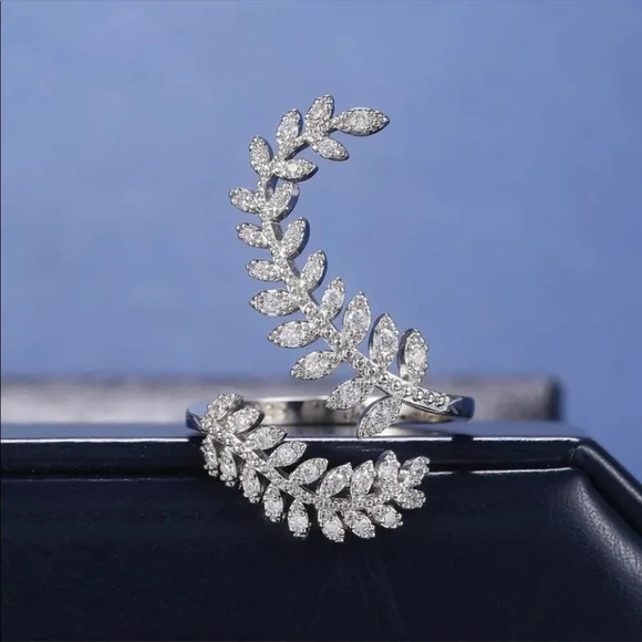 New 925 Silver Charm Adjustable Marquis Leaf Ring