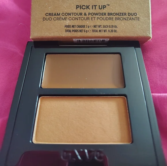Gwen Stefani Gxve Pick It Up cream contour & powder bronzer duo-Super Hot
