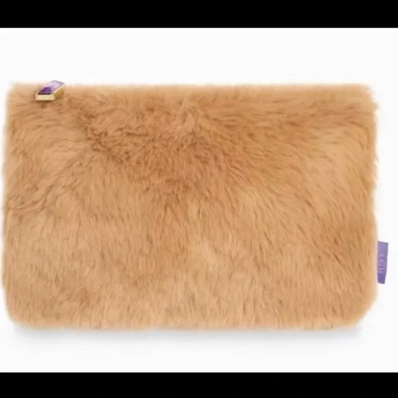 💙 4/$20 Ipsy Tan Faux Fur Cosmetics Bag