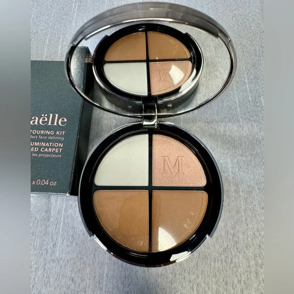 Maelle Red Carpet Strobing & Contouring Kit