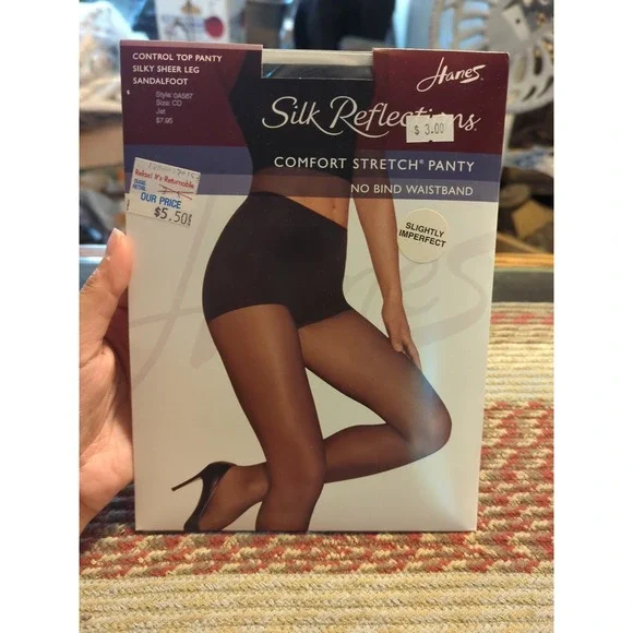 Vintage New Hanes Silk Reflections Silky Sheer‎ Pantyhose Size CD Jet Black