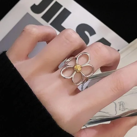 Vintage Daisy Stainless Steel Floral Ring