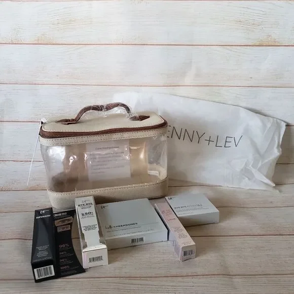Henny & Lev Makeup Trunk Bag with It Cosmetics Mascara Foundation Bronze…