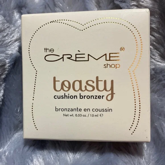 ❤️‍🔥 4 for $20 The crème shop toasty cushion bronzer medium