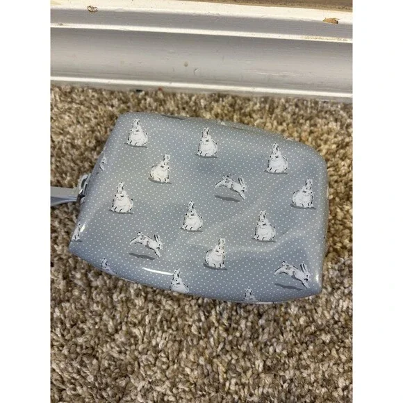 Vera Bradley Mini Dome Cosmetic Merry Hare Ditsy Grey Bunny Rabbit