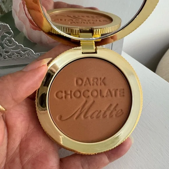 TOO FACED Dark Chocolate Matte Bronzer - Matte Finish